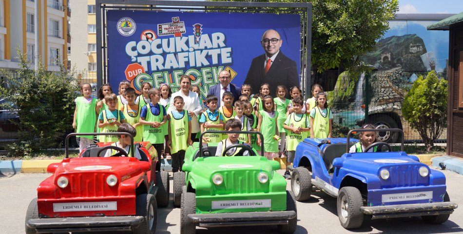 10 Bin Öğrenciye Trafik Eğitimi