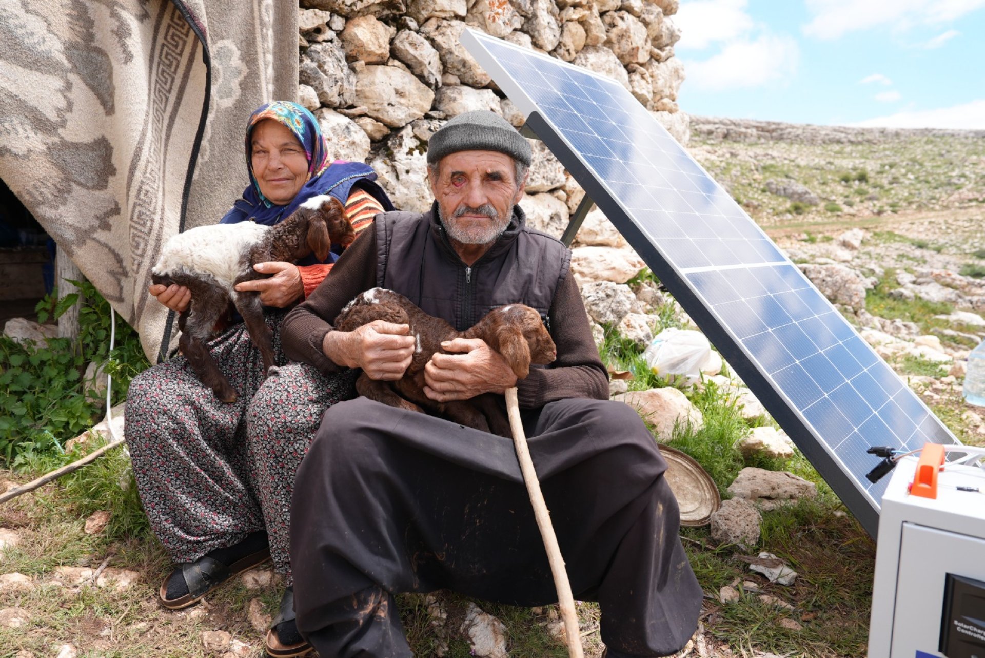2000 Rakımda Yaşayan Yörüklere Güneş Paneli Desteği