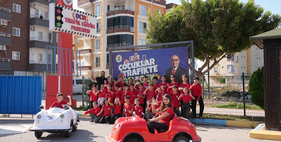 Erdemli Belediyesi’nden geleceğin sürücülerine trafik bilinci