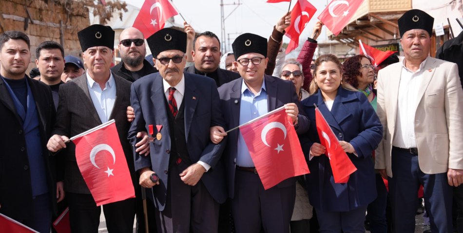 Toroslar'ın Zirvesi'nde 106 Yıl Sonra Milli Mücadele Ruhuyla Yürüdüler